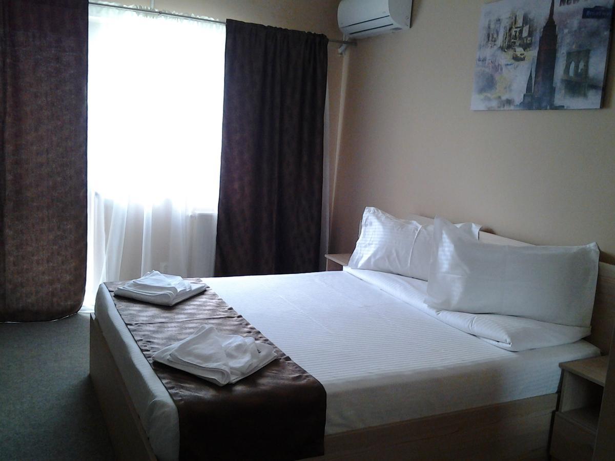 Hostel Nova Route Năvodari Kültér fotó