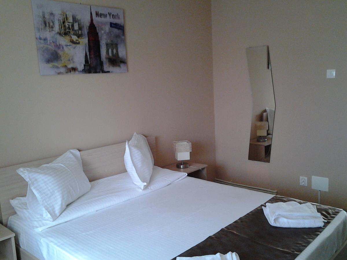 Hostel Nova Route Năvodari Kültér fotó